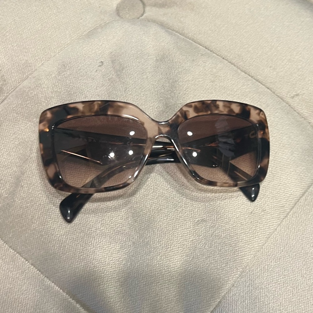 PRADA sunglasses, authentic, tortoise, gently worn, excellent condition, no case